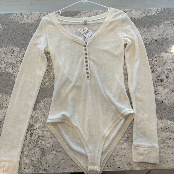 Free People Bodysuit in Ivory Size Small - Picture 2 of 5